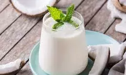 छाछ है सेहत के लिए वरदान, पीने से मिलते हैं गजब के फायदे