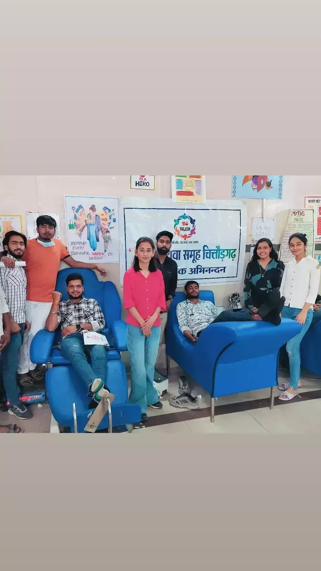 52 यूनिट किया रक्तदान