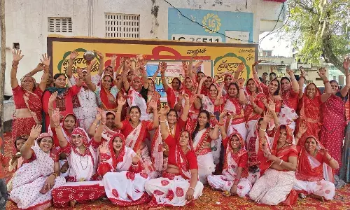 चावंडिया के महिला मंडल द्वारा मनाया भव्य फागोत्सव चावंडिया के महिला मंडल द्वारा मनाया भव्य फागोत्सव