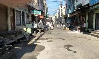  भीलवाड़ा  बंद  एक नजर  ... हिंदू महिलाओं पर अत्याचार  विरोध में भीलवाड़ा पूरी तरह बंद, पुलिस अलर्ट, श्री गेस्ट हाउस से आक्रोश रैली सूचना केंद्र  पहुंची