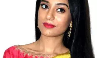 भारतीय संस्कृति को समर्पित. अनन्य सुंदरी 23 को भारतीय संस्कृति को समर्पित. अनन्य सुंदरी 23 को