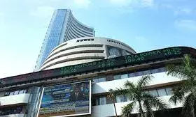 महंगाई के नरम आंकड़ों ने बदला बाजार का मूड, शुरुआती दबाव के बाद सेंसेक्स-निफ्टी में लौटी हरियाली