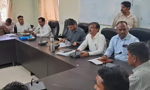 सभी विभागीय लक्ष्यों को निश्चित समयावधि में शत प्रतिशत रूप से करे अर्जित - जिला कलेक्टर