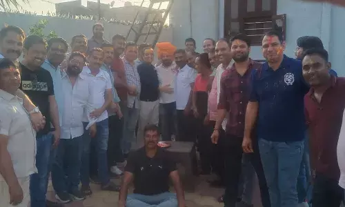 होली स्नेह मिलन समारोह धूमधाम से मनाया