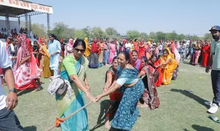 हिन्दुस्तान जिंक चन्देरिया लेड जिंक स्मेल्टर द्वारा सखी उत्सव का आयोजन