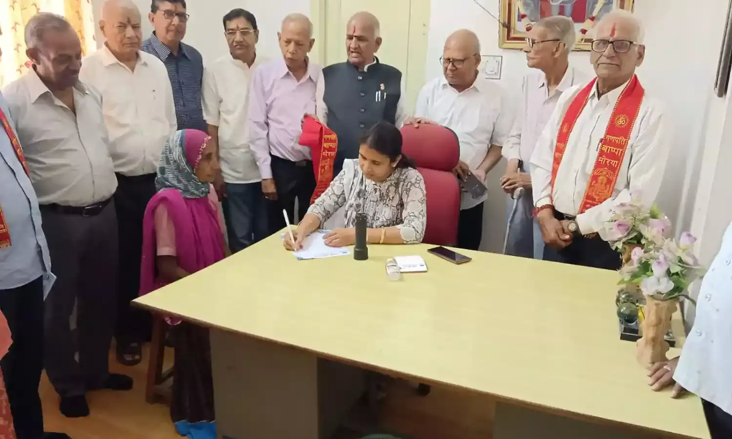 निशुल्क नेत्र व दन्त रोग शिविर का आयोजन