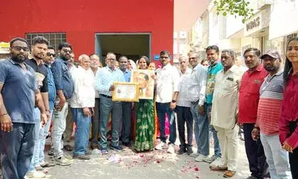 पुष्पा घारू जयपुर में नारी गौरव अवार्ड से सम्मानित