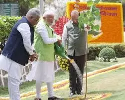पीएम मोदी ने ‘एक पेड़ मां के नाम’ अभियान के तहत की अपील पीएम मोदी ने ‘एक पेड़ मां के नाम’ अभियान के तहत की अपील