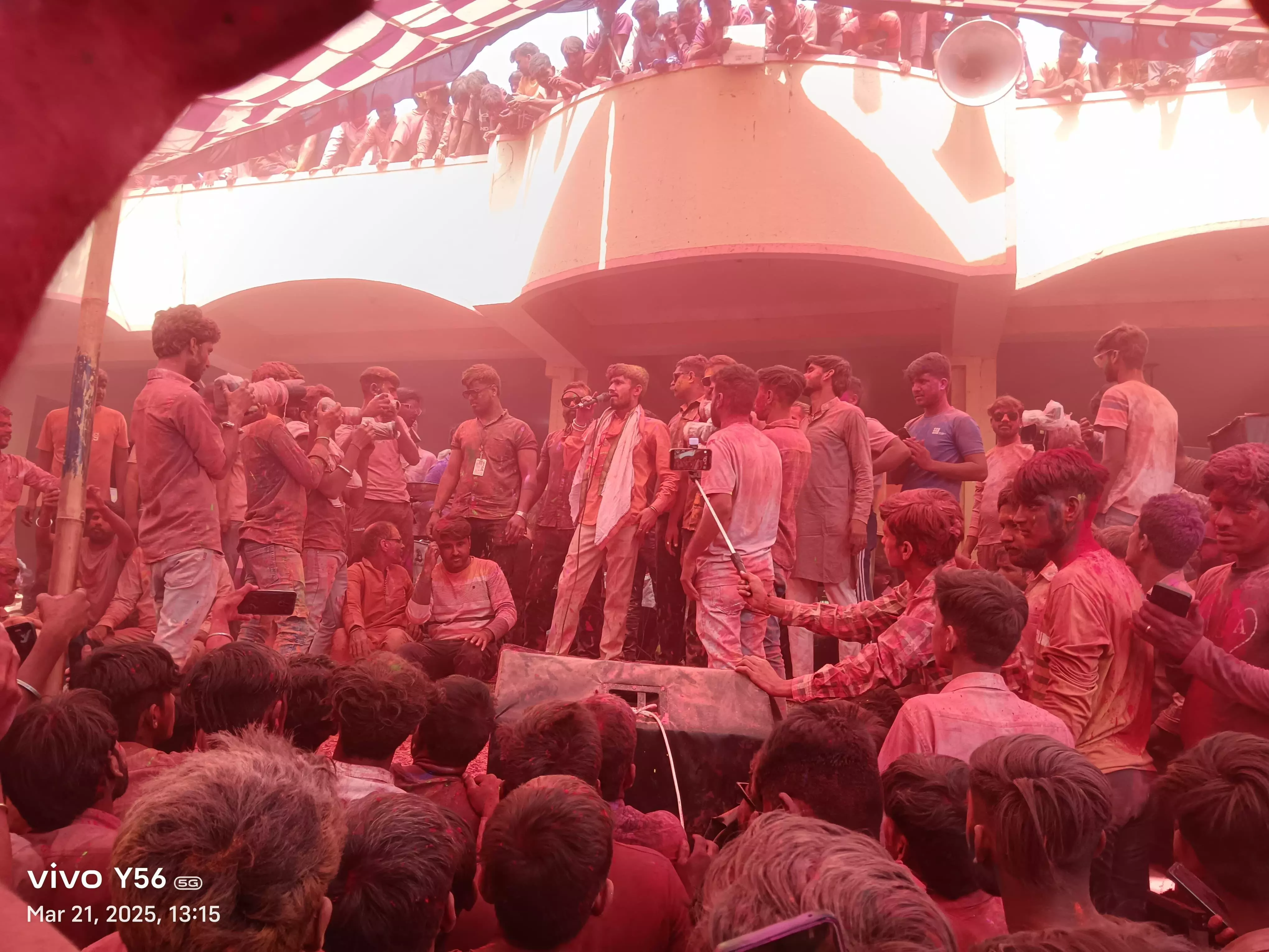 कोटड़ी श्याम संग भक्तों ने खेली गुलाल व फूलों की होली, माखन मिश्री का लगाया भोग