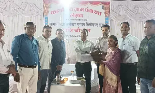 लेसवा ग्राम पंचायत में रात्रि चौपाल आयोजित, ग्रामीणों की समस्याओं का हुआ समाधान