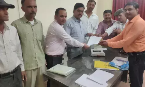 प्रबोधकों की वेतन विसंगति एवं पुरानी सेवा की गणना की मांग को लेकर बैठक