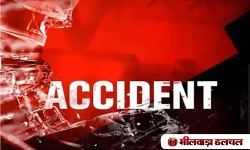 उदयपुर, कार-बस टक्कर में तीन  लोगों की मौत