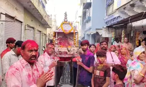 ऐसा महोत्सव जहां घर-घर दर्शन देने पधारते हैं ठाकुर जी