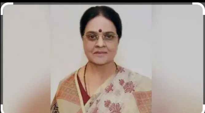 पूजा करने के दौरान आग से जलीं गिरिजा व्यास की हालत नाजुक, अहमदाबाद के चिकित्सालय में चल रहा है इलाज पूजा करने के दौरान आग से जलीं गिरिजा व्यास की हालत नाजुक, अहमदाबाद के चिकित्सालय में चल रहा है इलाज