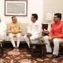 गृहमंत्री शाह से मिले सपा के 3 बागी विधायक गृहमंत्री शाह से मिले सपा के 3 बागी विधायक