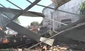 पटाखा फैक्ट्री में लगी भीषण आग, 13 लोगों की दर्दनाक मौत