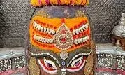 भस्म आरती में श्री गणेश स्वरूप में श्रृंगारित हुए बाबा महाकाल