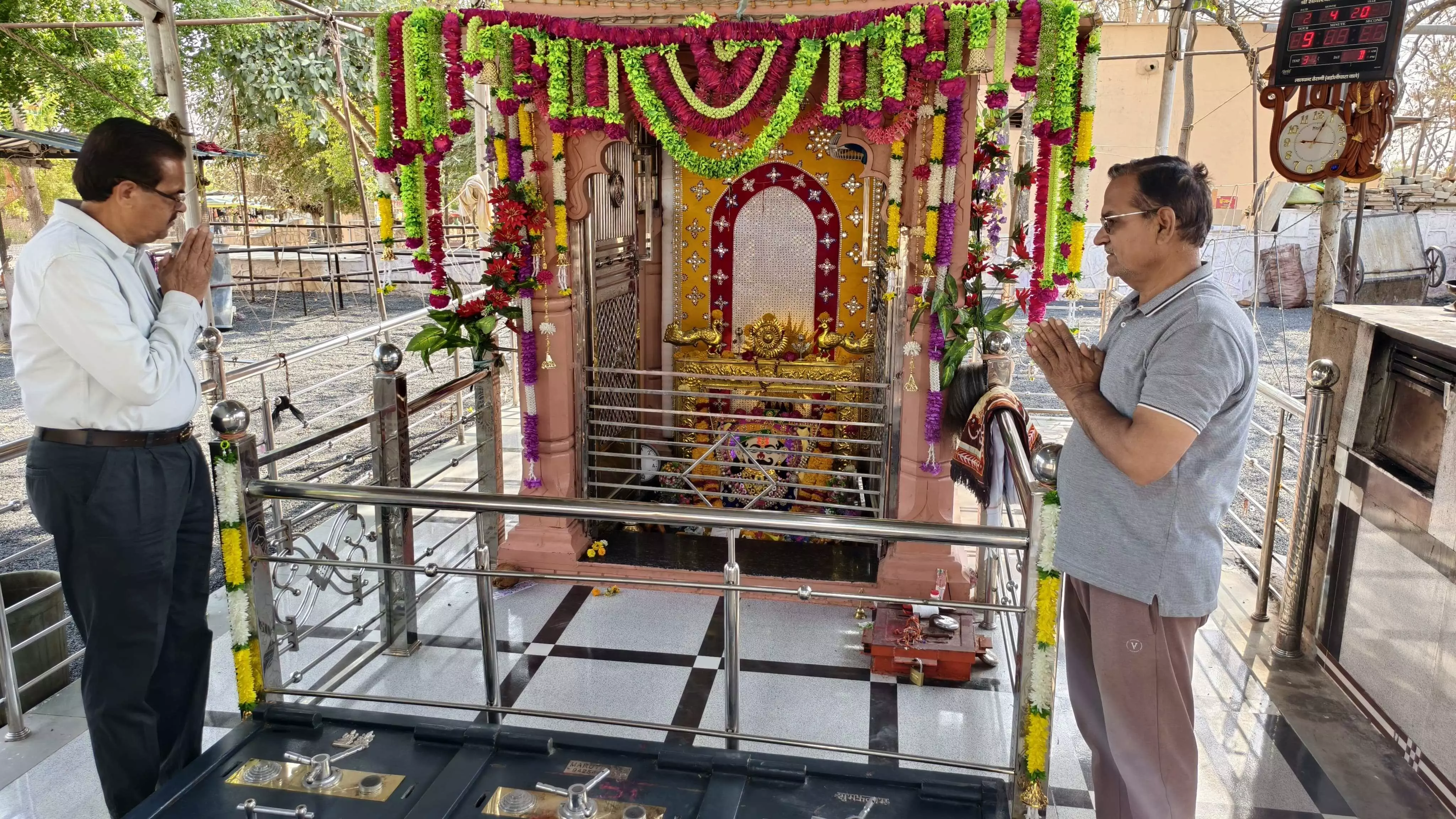 आंजना ने क्षेत्र में खुशहाली और सुख,शांति समृद्धि की प्रार्थना की आंजना ने क्षेत्र में खुशहाली और सुख,शांति समृद्धि की प्रार्थना की