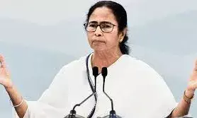 दवाएं महंगी कर दीं, आम आदमी कैसे कराएगा इलाज:ममता बनर्जी ने केंद्र को दी चेतावनी