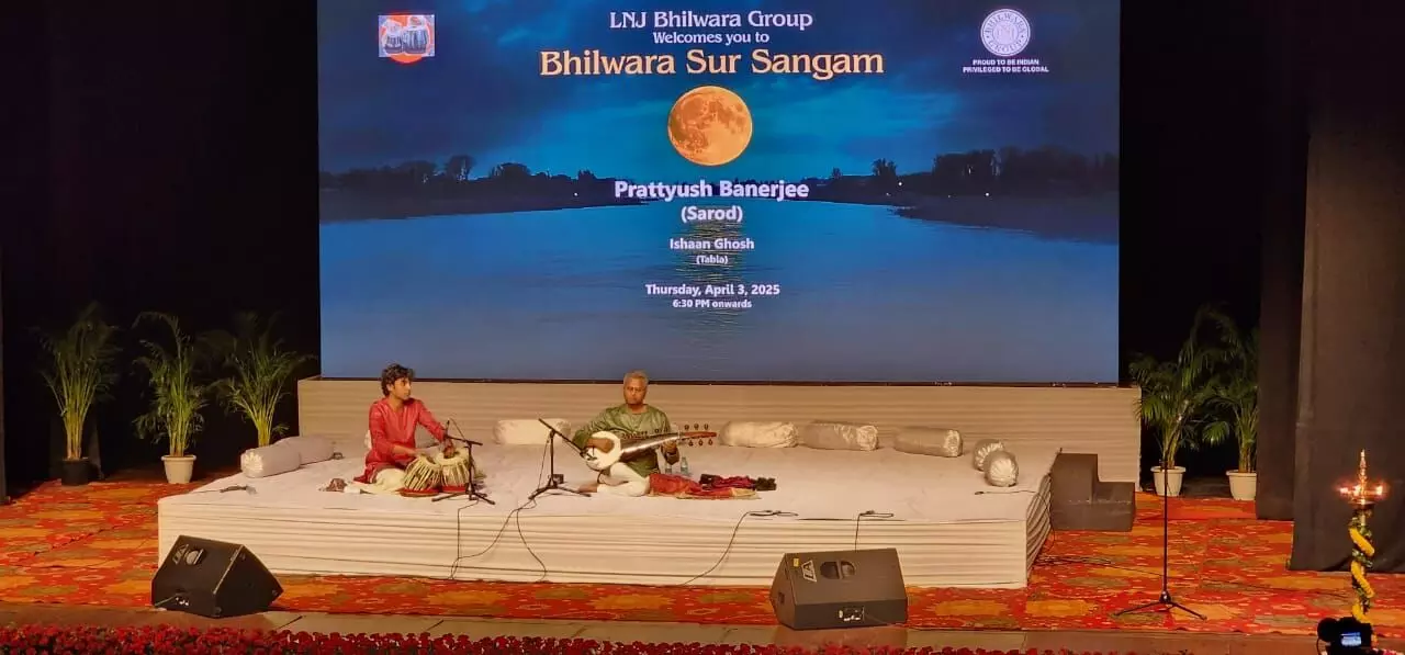 भारतीय सभ्यता सांस्कृतिक एवं संगीत विरासत की बड़ी पूंजी है, जो विविधता से पूर्ण है और सदियों में विकसित हुई है---रवि झुनझुनवाला भारतीय सभ्यता सांस्कृतिक एवं संगीत विरासत की बड़ी पूंजी है, जो विविधता से पूर्ण है और सदियों में विकसित हुई है---रवि झुनझुनवाला