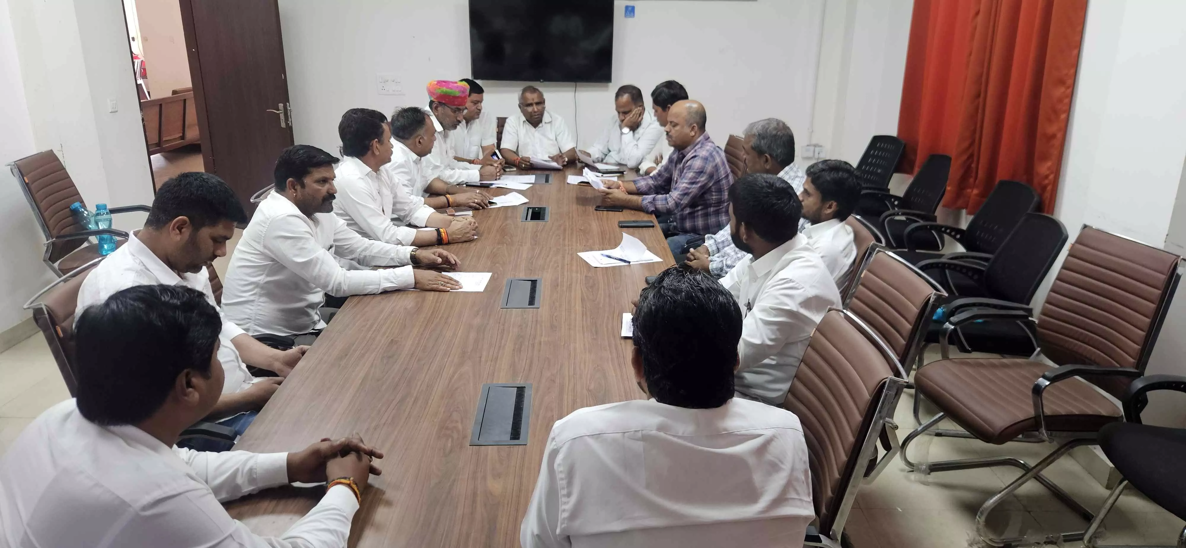 भाजपा का स्थापना दिवस अभियान की तरह मनाये - जिलाध्यक्ष गाडरी भाजपा का स्थापना दिवस अभियान की तरह मनाये - जिलाध्यक्ष गाडरी
