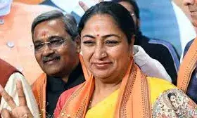 सीएम बनने के बाद पहली बार दिल्ली विश्वविद्यालय पहुंची रेखा गुप्ता