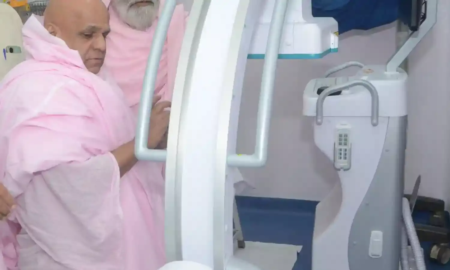 रामस्नेही चिकित्सालय में अत्याधुनिक मशीनो का लोकार्पण रामस्नेही चिकित्सालय में अत्याधुनिक मशीनो का लोकार्पण