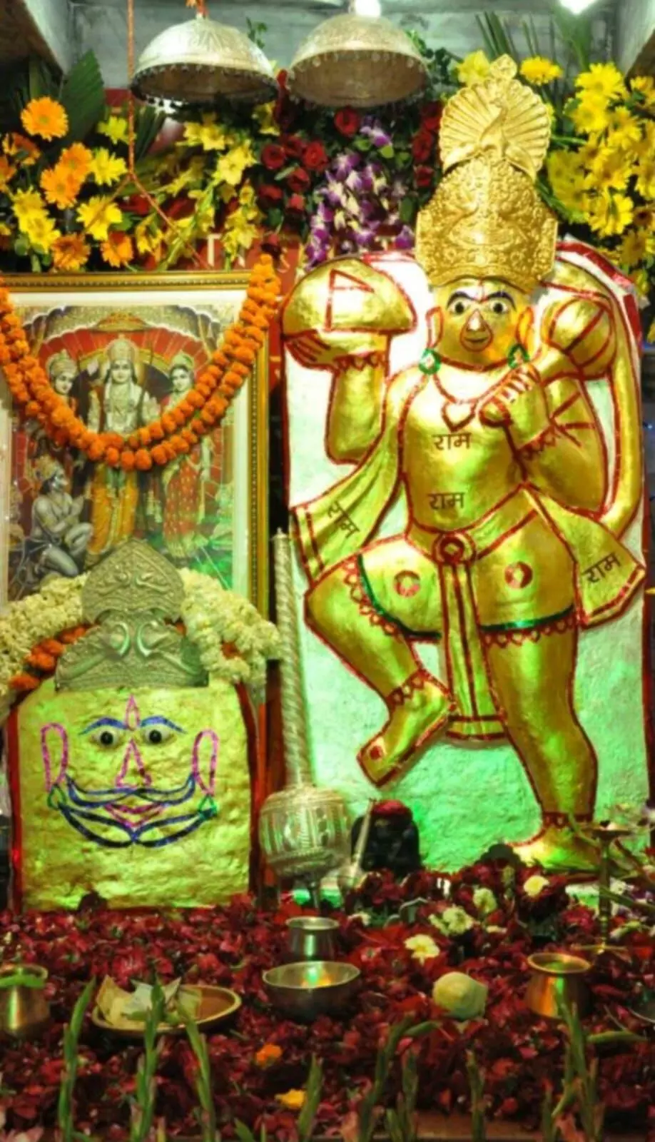 हनुमान जयंति पर लगेगा 2500 किलो केसर युक्त गुलाब जामुन का महाभोग हनुमान जयंति पर लगेगा 2500 किलो केसर युक्त गुलाब जामुन का महाभोग