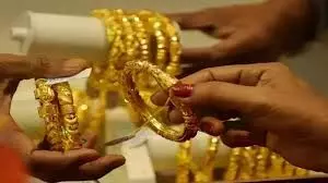 सोना, चांदी में गिरावट,जल्दी-जल्दी खरीद लो सोना, चांदी में गिरावट,जल्दी-जल्दी खरीद लो
