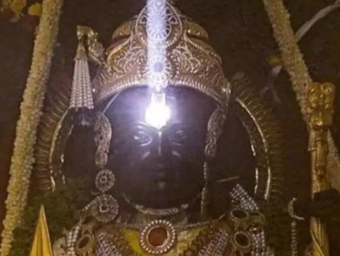 रामलला का सूर्यतिलक, अयोध्या राम जन्मोत्सव पर उल्लास में डूबी