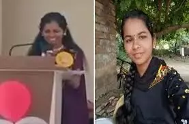 भाषण दे रही  लड़की की अचानक गिरने के बाद मौत