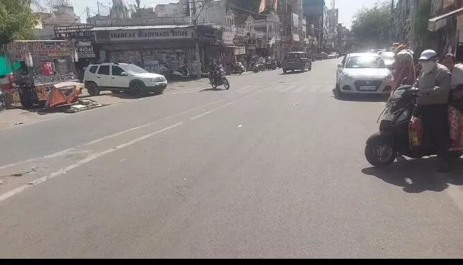 भीलवाड़ा में लू की चेतावनी, पारा 41 के पार; डाक्टरों ने कहा बच कर रहे भीलवाड़ा में लू की चेतावनी, पारा 41 के पार; डाक्टरों ने कहा बच कर रहे