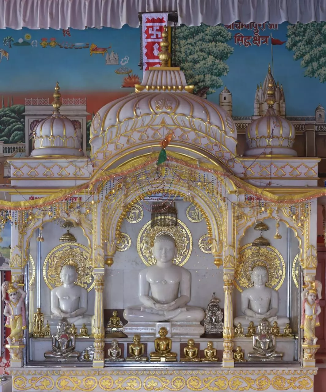 महावीर चैत्यालय में ध्वजा परिवर्तन 10 अप्रैल को