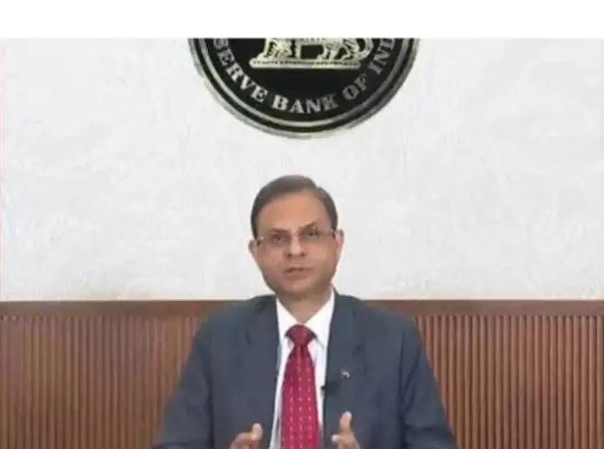 आरबीआई ने रेपो रेट में 0.25% की कटौती की,घटेगी EMI आरबीआई ने रेपो रेट में 0.25% की कटौती की,घटेगी EMI