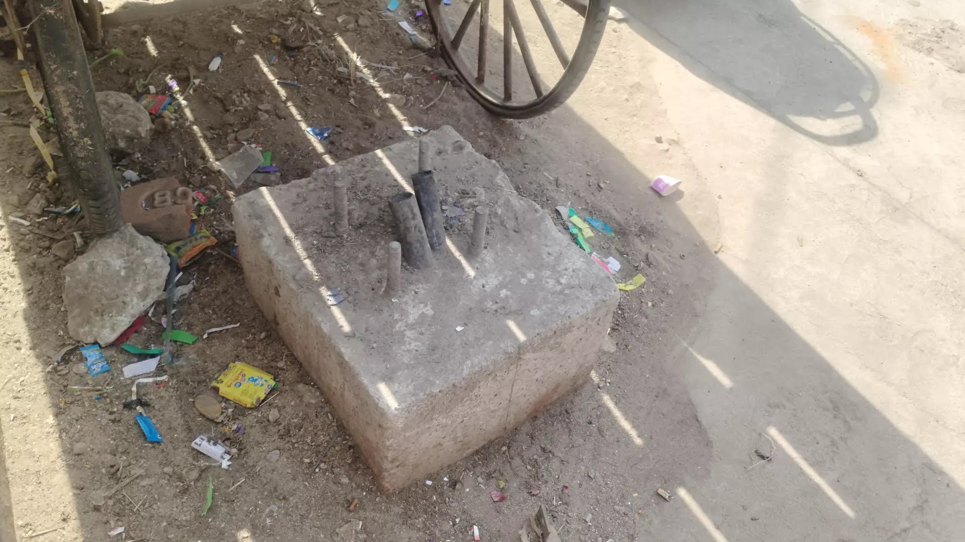 जहाजपुर: फाउंडेशन को CCTV कैमरों का 6 माह से इंतजार, पुलिस का वारदातों पर अंकुश लगाना जहाजपुर: फाउंडेशन को CCTV कैमरों का 6 माह से इंतजार, पुलिस का वारदातों पर अंकुश लगाना