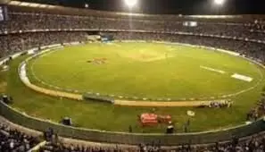 नहीं देख पाएंगे IPL का मैच! स्टेडियम के कई हिस्सों का काम अधूरा नहीं देख पाएंगे IPL का मैच! स्टेडियम के कई हिस्सों का काम अधूरा