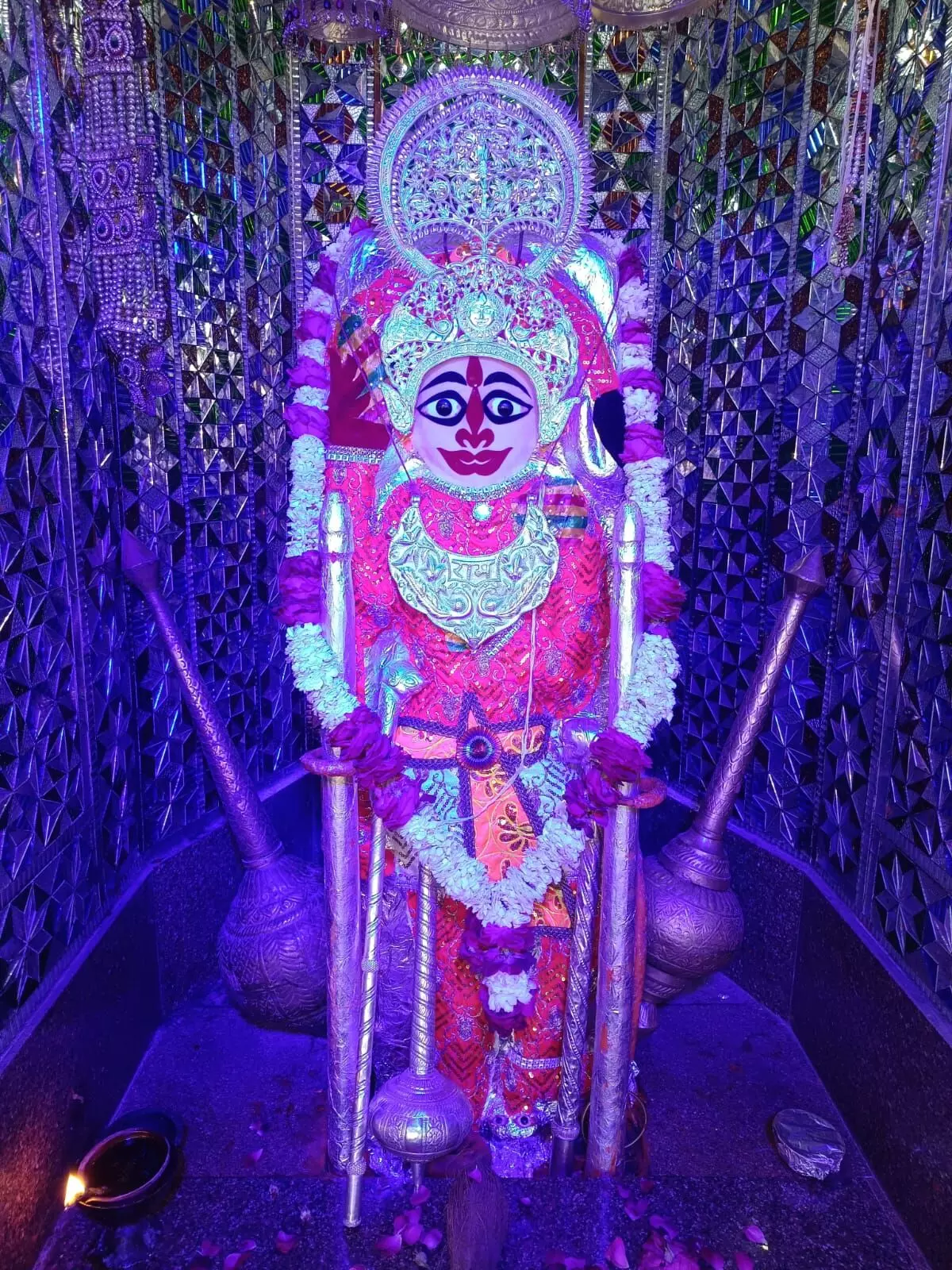 हनुमान जन्मोत्सव पर सुरास से आएगा चंवरा के हनुमान जी के भव्य जुलूस हनुमान जन्मोत्सव पर सुरास से आएगा चंवरा के हनुमान जी के भव्य जुलूस