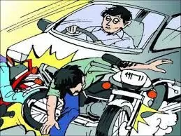 कार की टक्कर से बाइक सवार बूंदी के दो युवक घायल, कोटा रैफर किया कार की टक्कर से बाइक सवार बूंदी के दो युवक घायल, कोटा रैफर किया