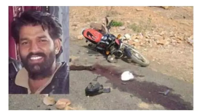 नीमच में फर्जी एनकाउंटर के 16 साल पुराने मामला फिर गरमाया,ग्वालियर के TI छुट्टी लेकर फरार नीमच में फर्जी एनकाउंटर के 16 साल पुराने मामला फिर गरमाया,ग्वालियर के TI छुट्टी लेकर फरार