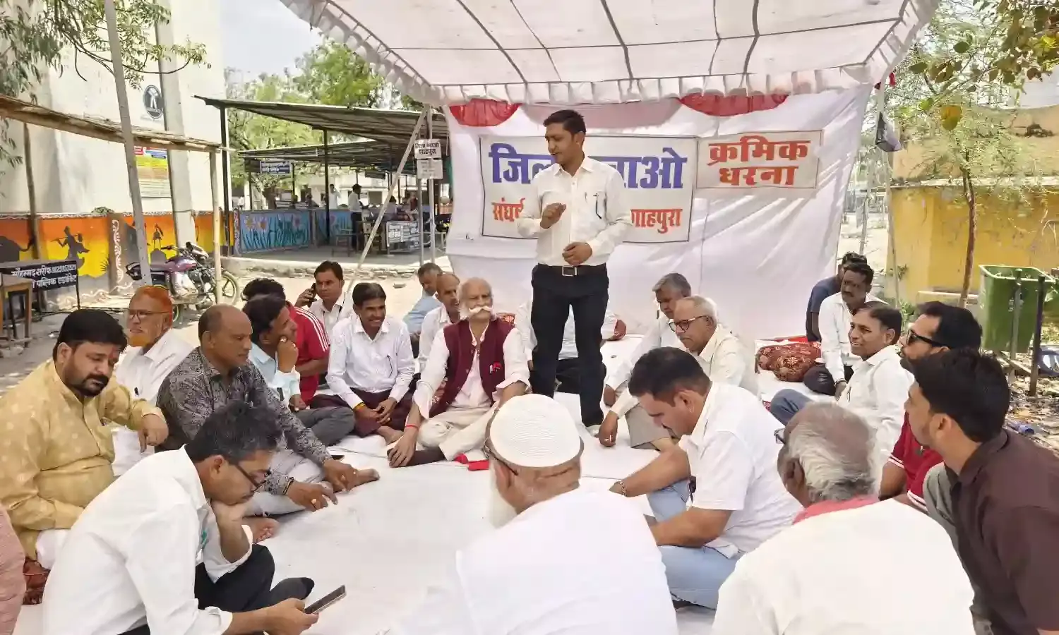 28 को 11 बजे तक स्वेच्छिक बंद रहेगा कस्बा 28 को 11 बजे तक स्वेच्छिक बंद रहेगा कस्बा