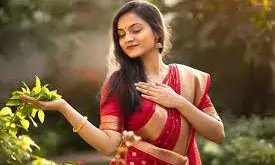 खूबसूरत चेहरा पाने के लिए इस तरह करें तुलसी के पत्तों का इस्तेमाल