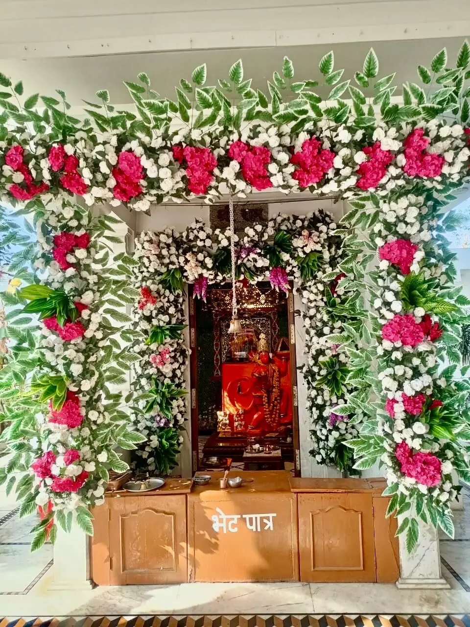 संकट मोचन हनुमान मंदिर पर एक शाम हनुमानजी के नाम 12 को संकट मोचन हनुमान मंदिर पर एक शाम हनुमानजी के नाम 12 को