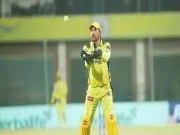 टॉस हार गए धोनी, कोलकाता ने लिया गेंदबाजी का फैसला टॉस हार गए धोनी, कोलकाता ने लिया गेंदबाजी का फैसला