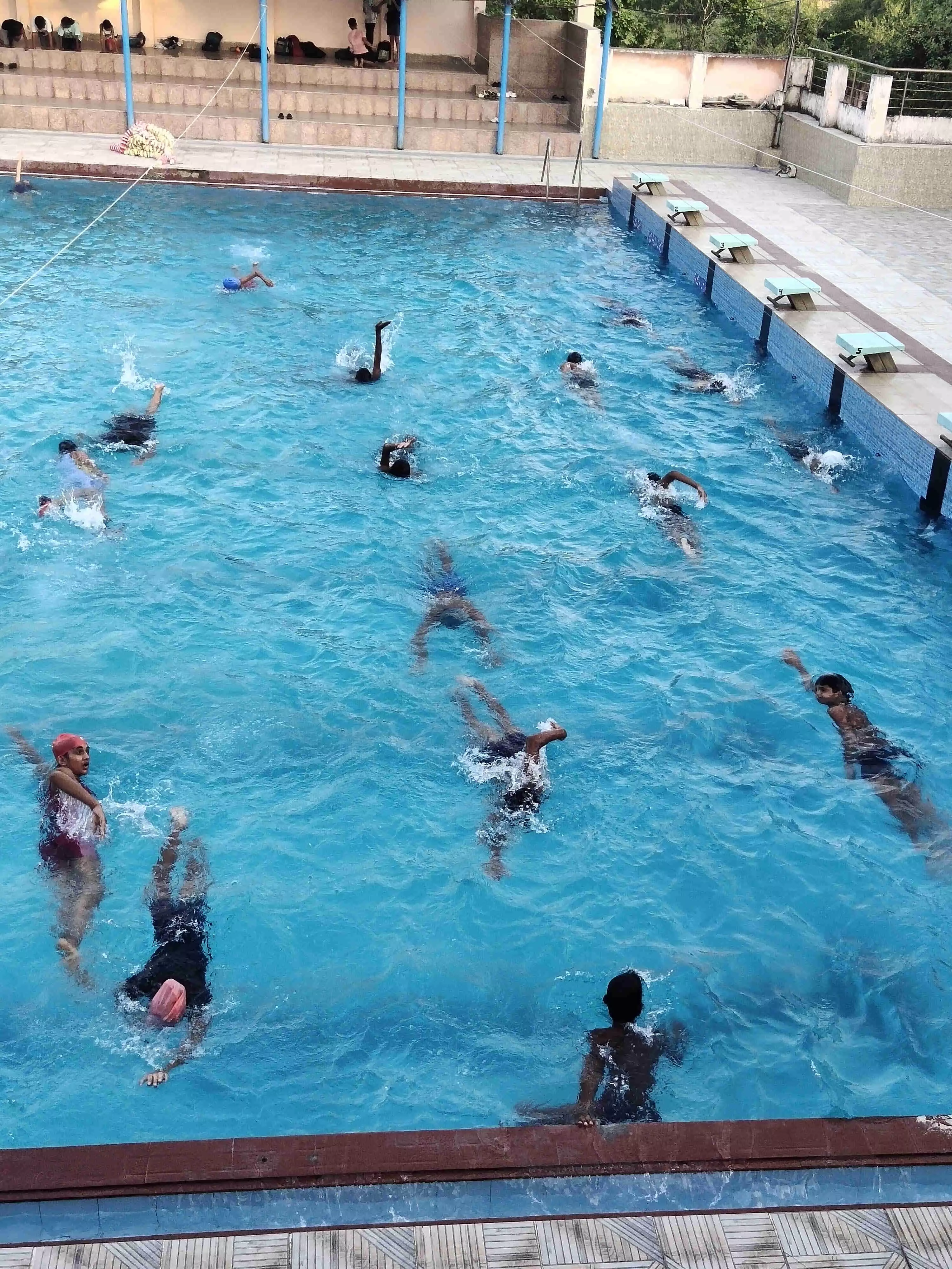 स्वामी विवेकानंद तरण ताल विधिवत प्रारंभ