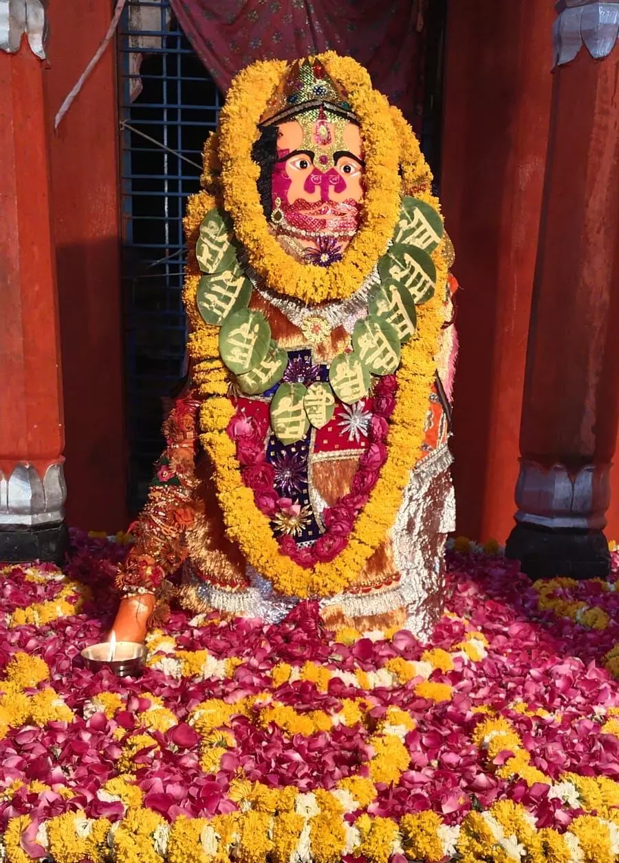 बावड़ी के बालाजी मंदिर में हनुमान जन्मोत्सव धूमधाम से मनाया शनिवार को बावड़ी के बालाजी मंदिर में हनुमान जन्मोत्सव धूमधाम से मनाया शनिवार को
