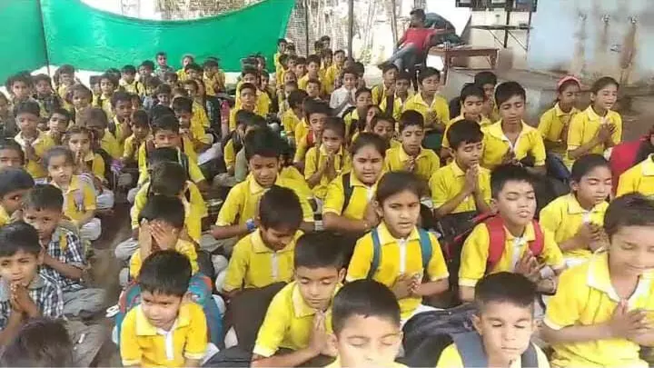 लाडपुरा में हनुमान चालीसा का वाचन लाडपुरा में हनुमान चालीसा का वाचन