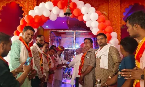 धानेश्वर धाम में हनुमान जन्मोत्सव पर निकली कलश यात्रा