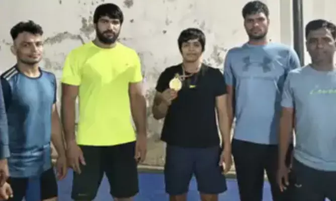 कविता माली ने जूनियर स्टेट में  जीत गोल्ड मेडल जीता, स्वागत
