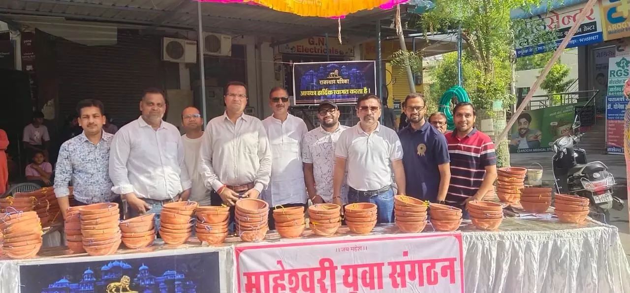 निःशुल्क 500 परिंडो का वितरण निःशुल्क 500 परिंडो का वितरण