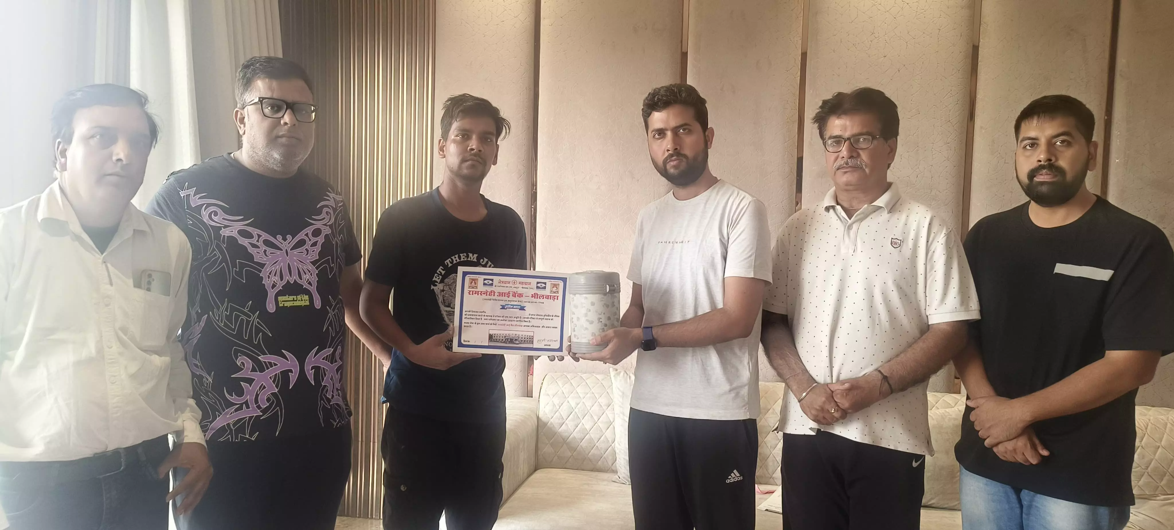 सिंधी समाज द्वारा 1 दिन में 3 नेत्रदान सिंधी समाज द्वारा 1 दिन में 3 नेत्रदान